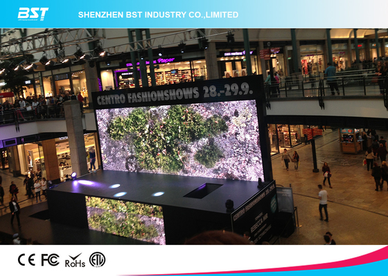 1 / 8 scan P5 SMD 3 in 1 Indoor Full Color Led Screen , with 160mmX160mm module