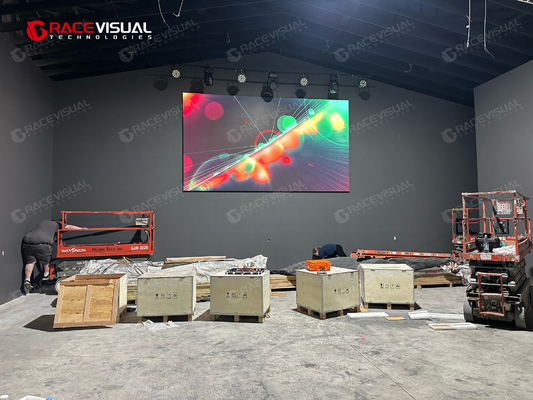 Υψηλός ρυθμός ανανέωσης 7680Hz Εσωτερική οθόνη LED P2.5mm σταθερή οθόνη LED 640×480mm